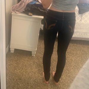Dark blue skinny Hollister jeans